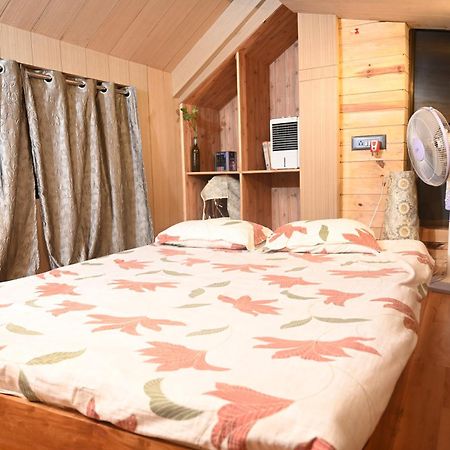 グワーハーティー The Cabin By The Bayou Bed & Breakfast エクステリア 写真