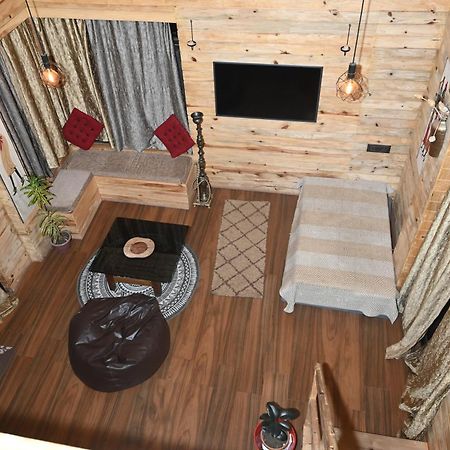 グワーハーティー The Cabin By The Bayou Bed & Breakfast エクステリア 写真