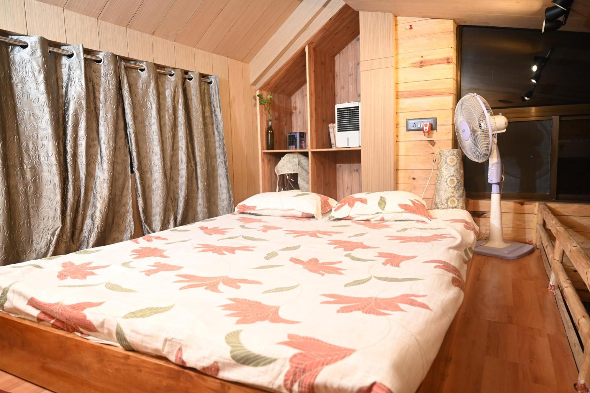 グワーハーティー The Cabin By The Bayou Bed & Breakfast エクステリア 写真